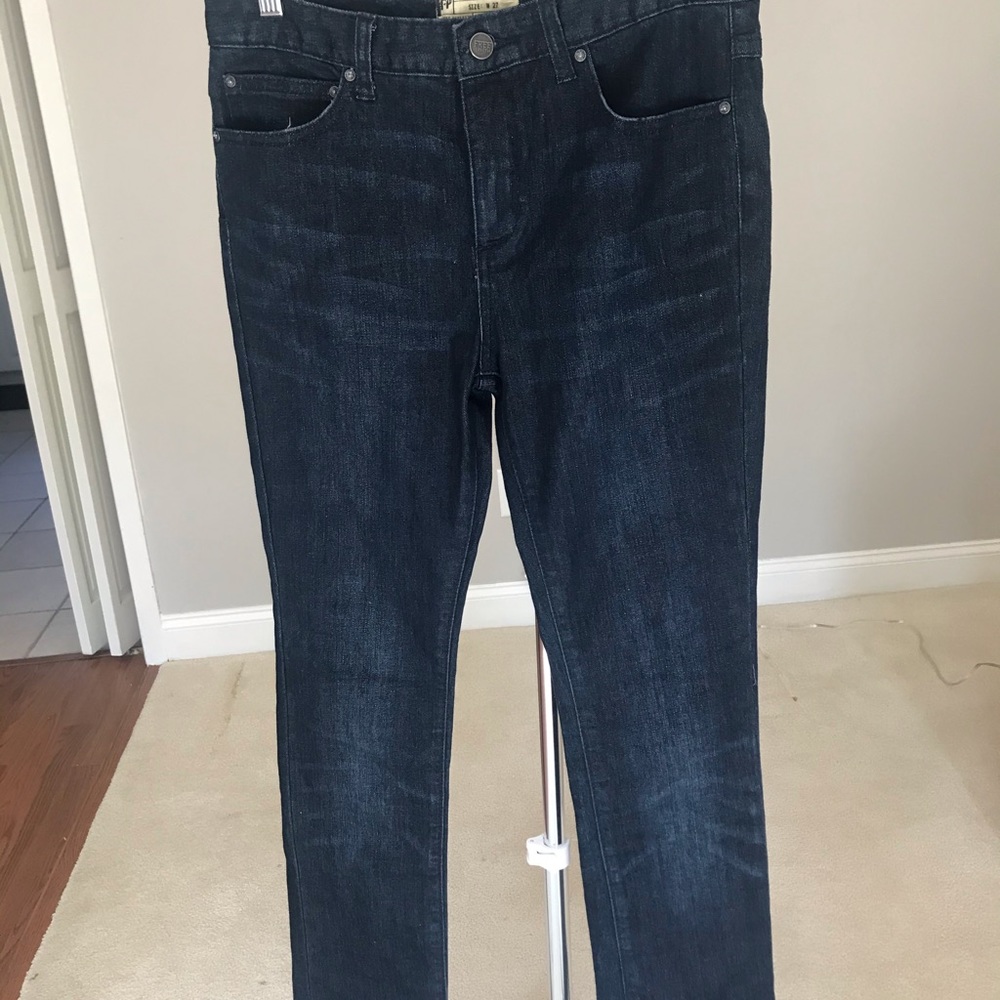 Free people, dark rinse jeans- size 4